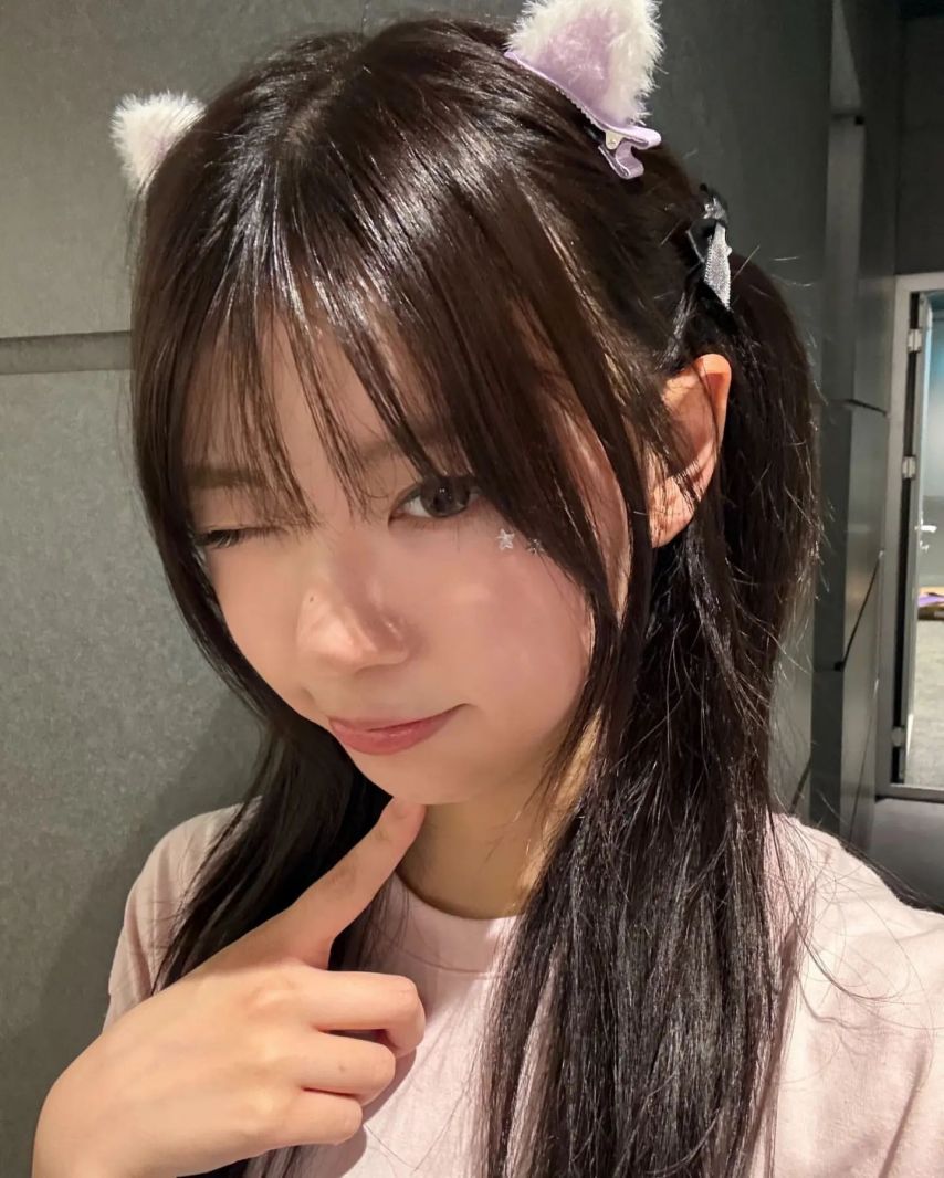 ILLIT(아일릿) 모카