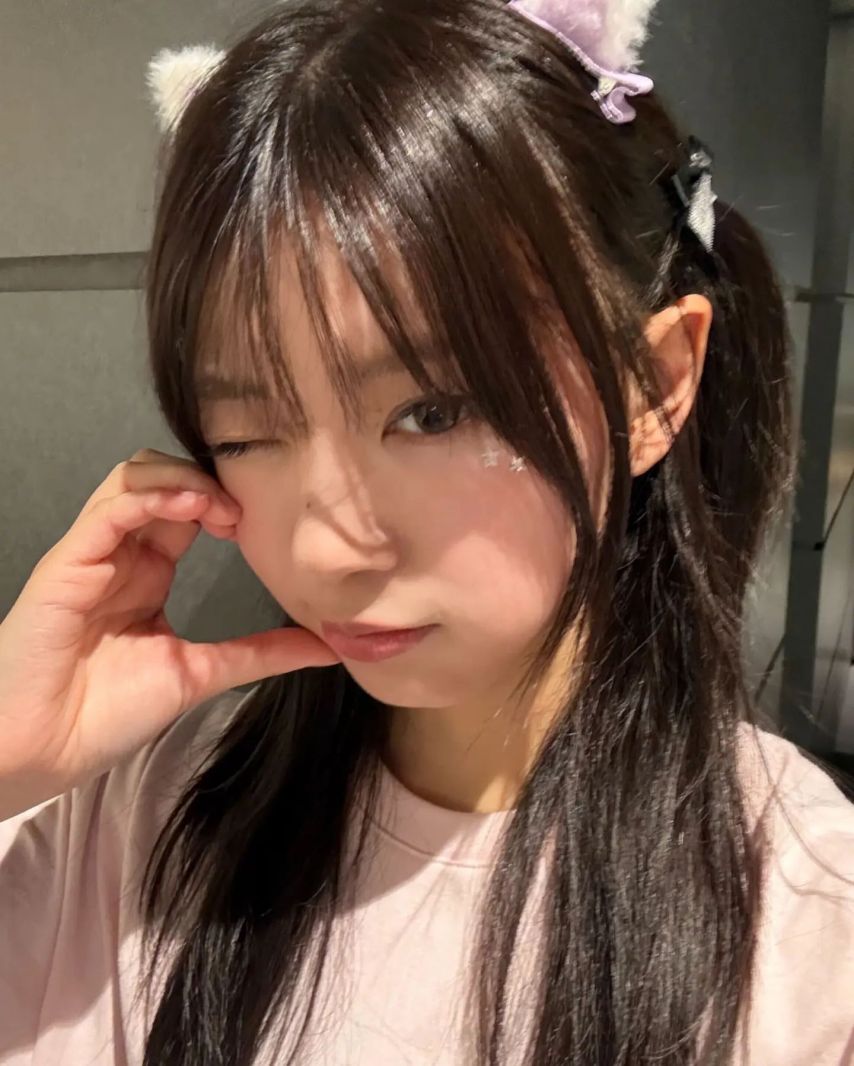 ILLIT(아일릿) 모카