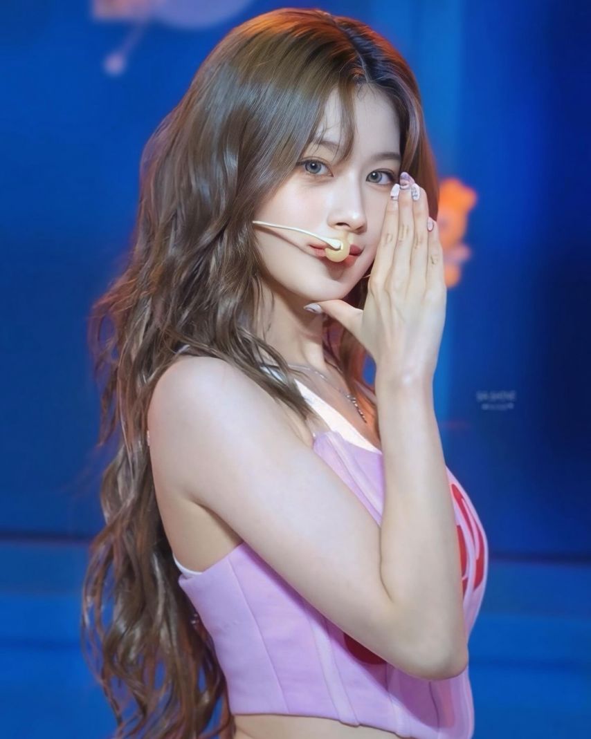 트와이스 사나