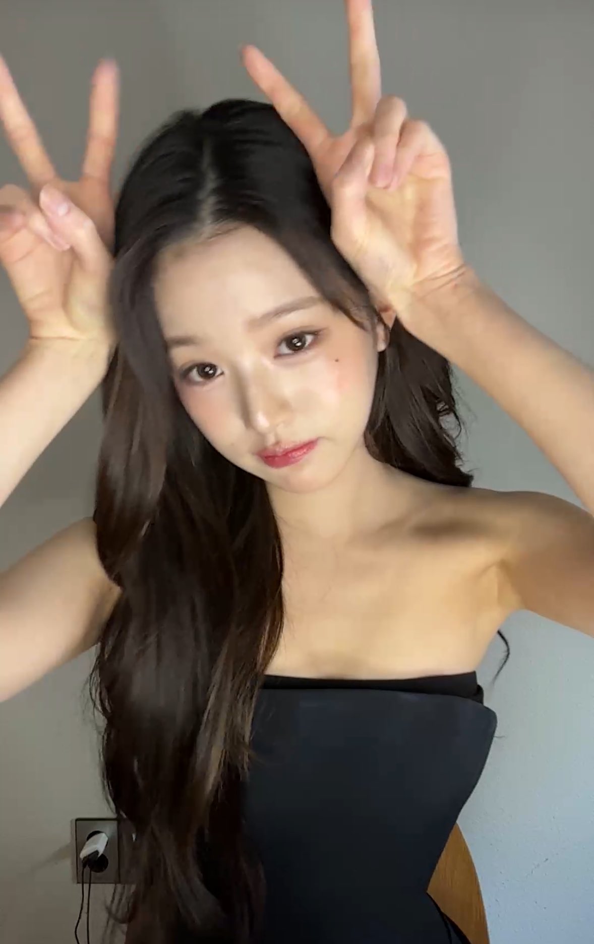 실시간 라이브 방송중인 아이브 장원영 얼굴
