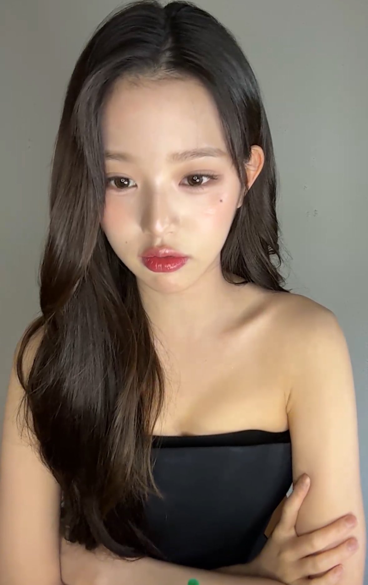 실시간 라이브 방송중인 아이브 장원영 얼굴