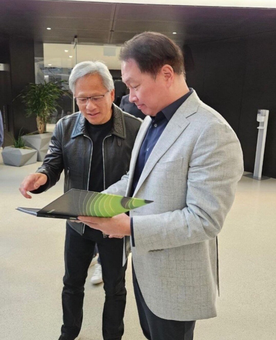 물리학과 출신 SK 회장의 파격 인사 "사장은 다 이공계 출신으로"
