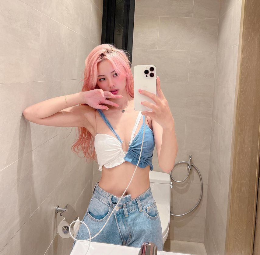 Vyvan Le 일상복