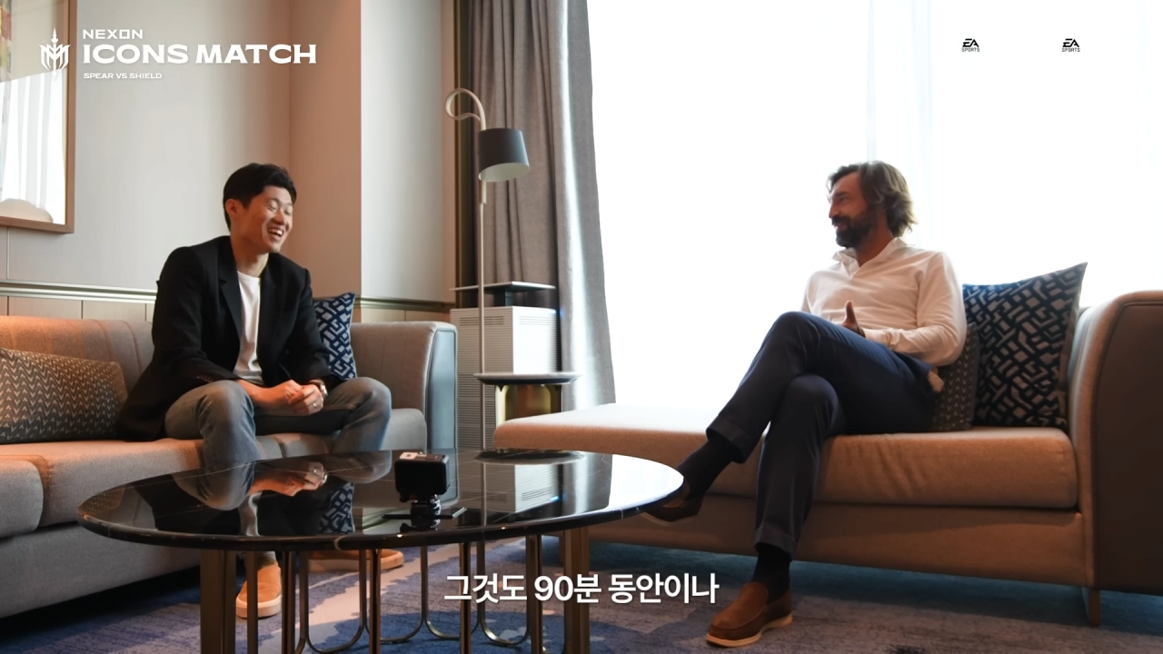 경기 중 박지성에게 왜 이렇게 따라다니냐고 물어봤던 피를로 ㅋㅋㅋㅋㅋ