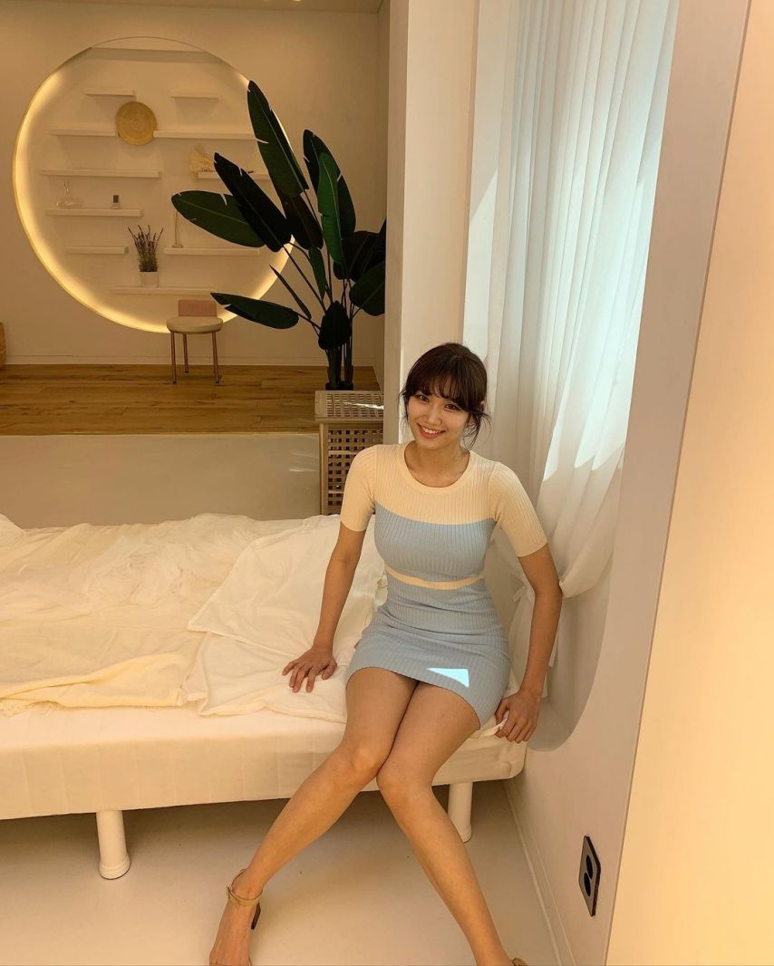 이희은 사장님 타이트한 원피스 여친룩