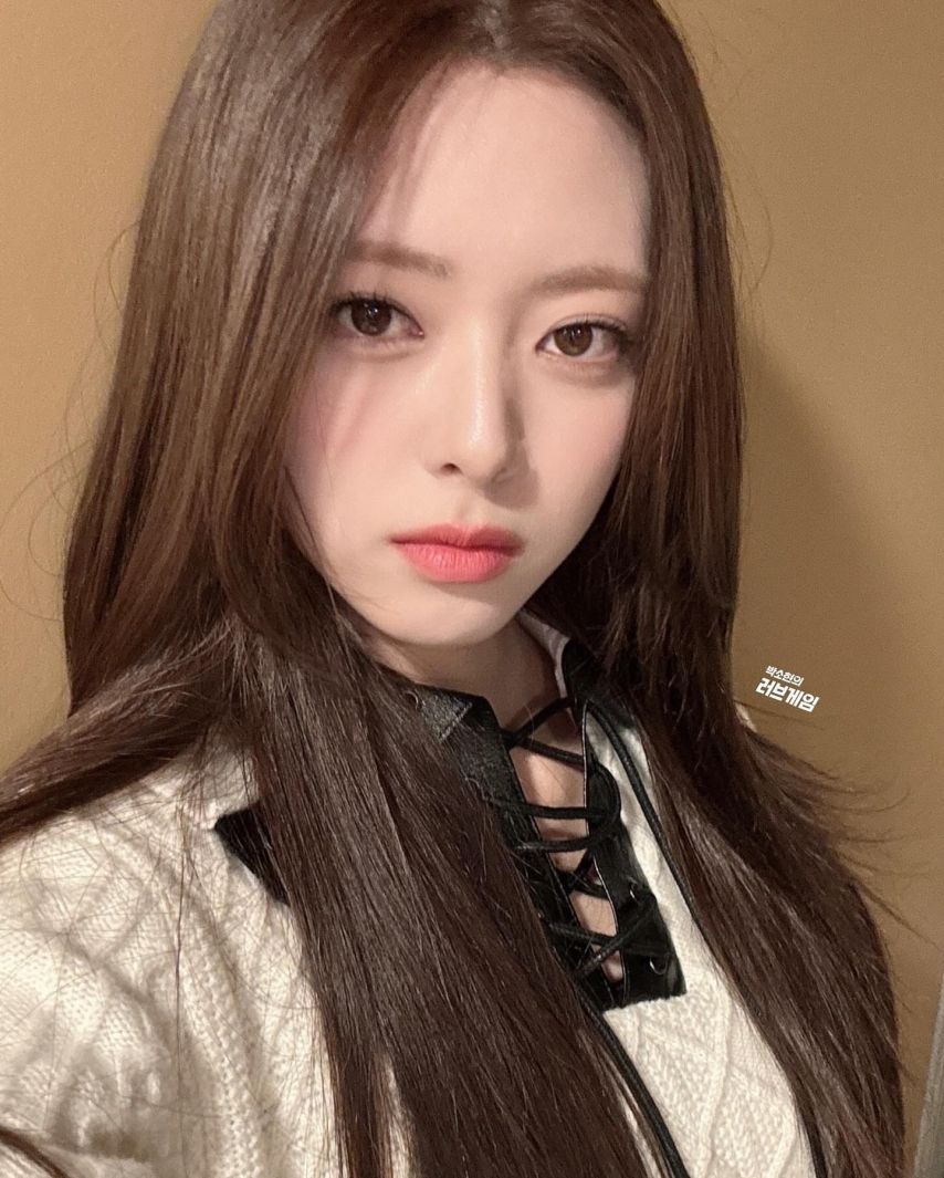 ITZY 2025 SEASON'S GREETINGS [Best Friends Forever] _ 러브게임