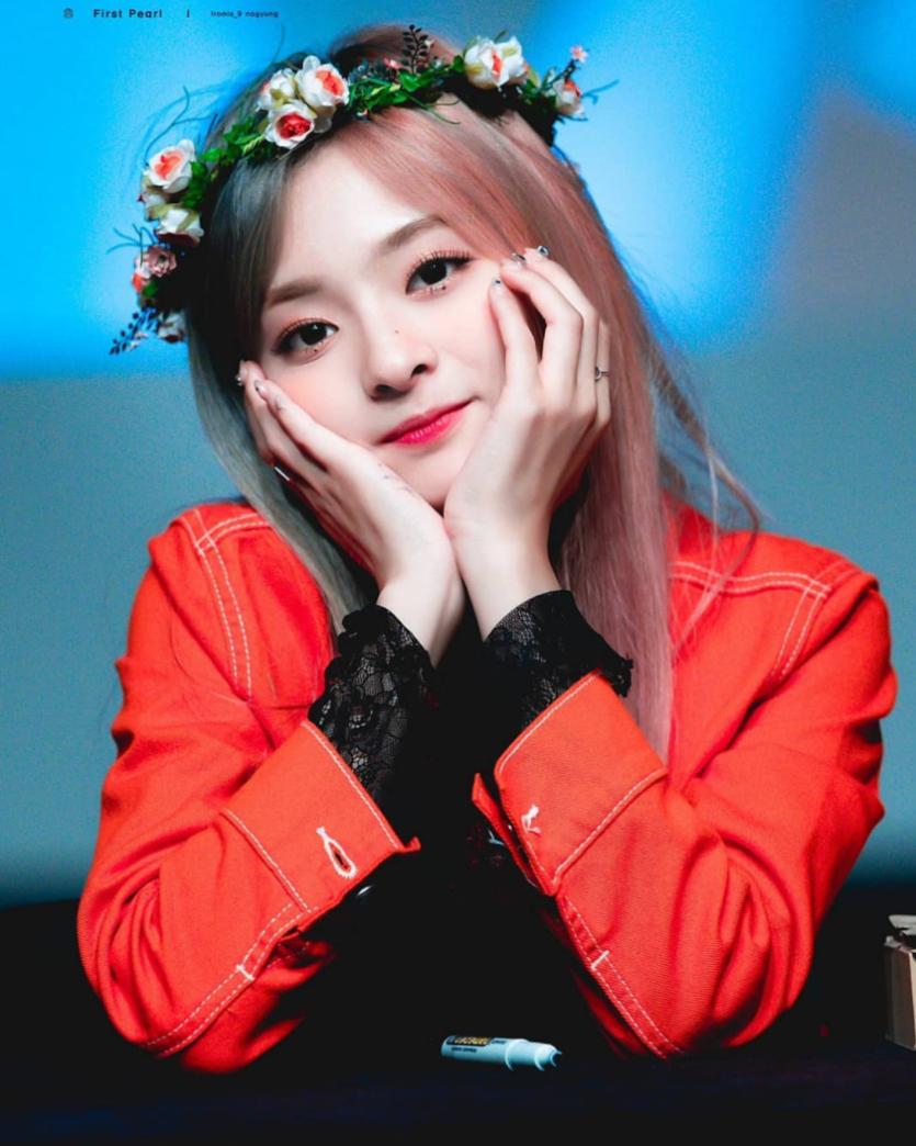 프로미스나인 이나경