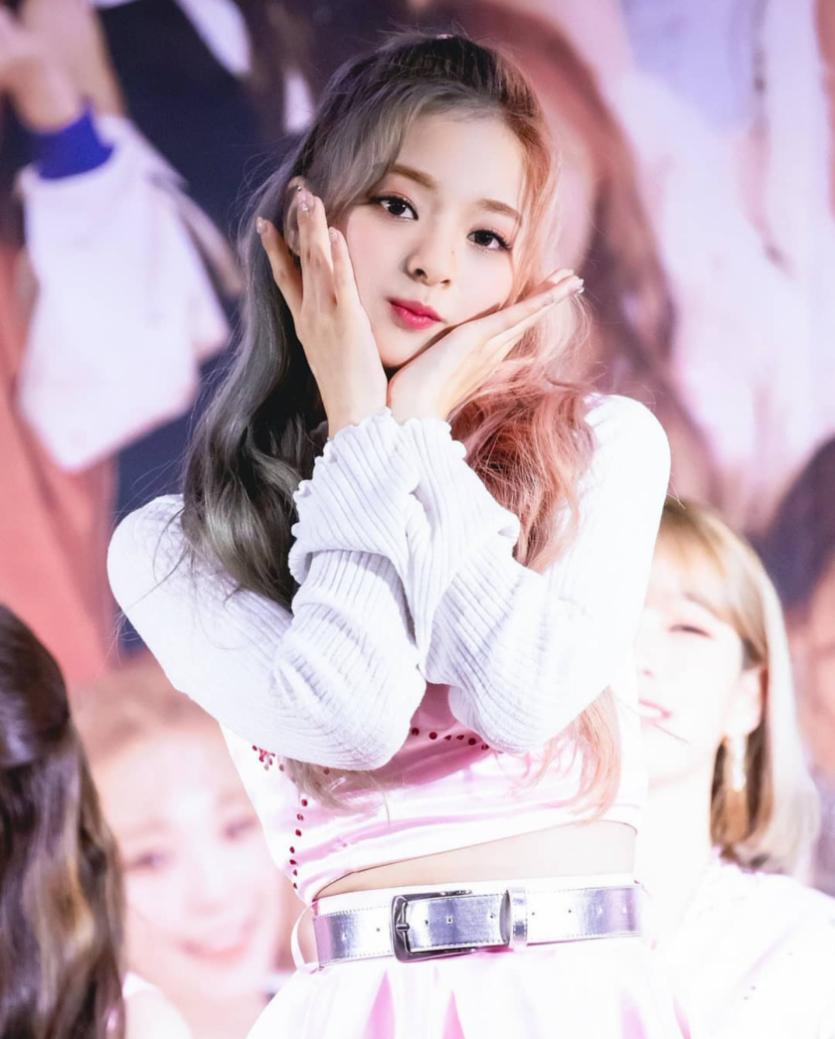 프로미스나인 이나경