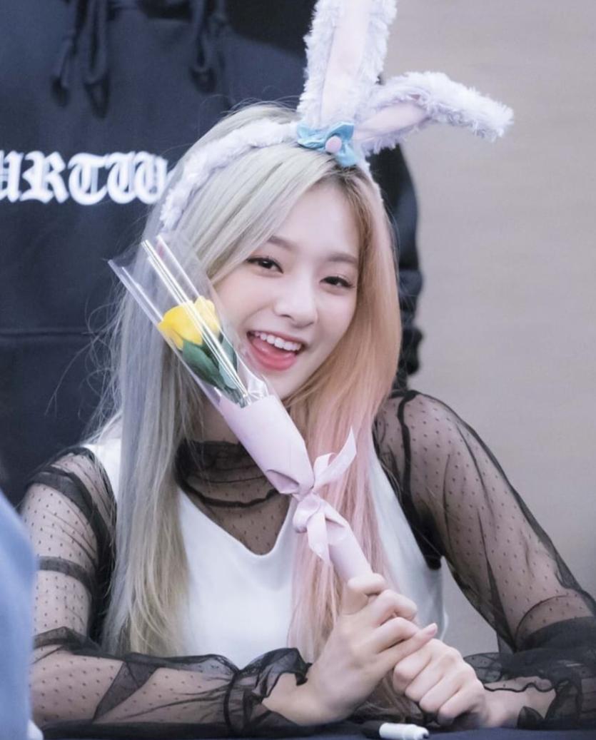 프로미스나인 이나경