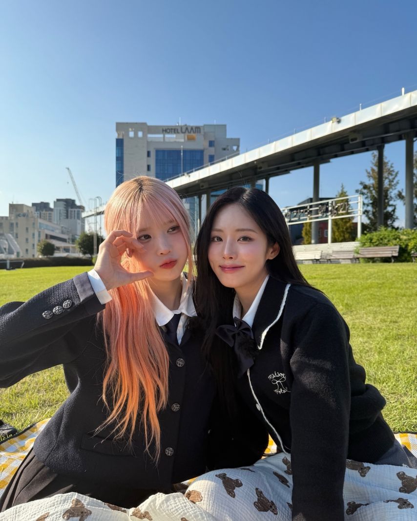 프로미스나인 송하영,박지원,백지헌