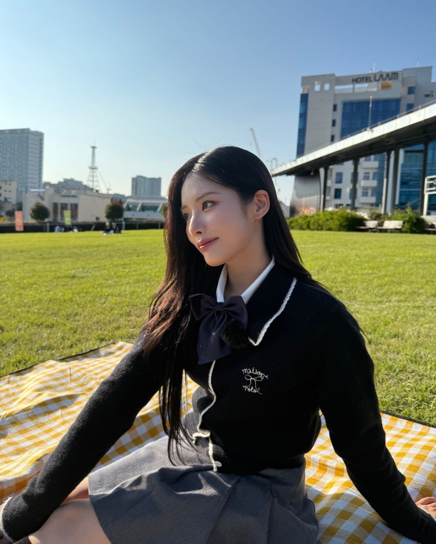 프로미스나인 송하영,박지원,백지헌