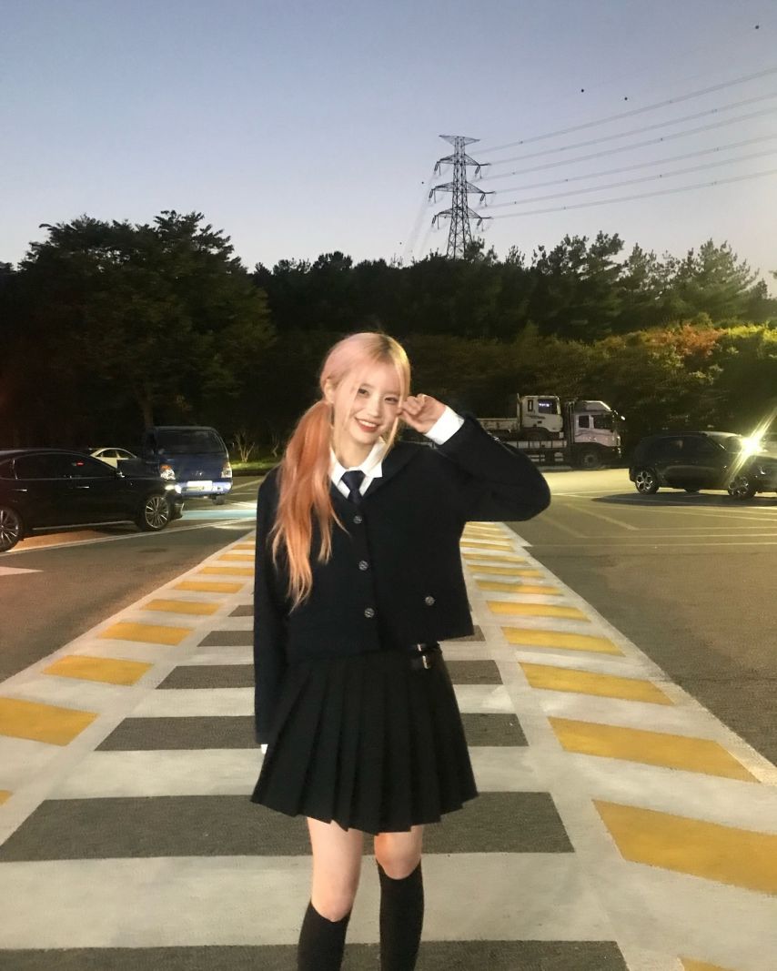 프로미스나인 송하영,박지원,백지헌