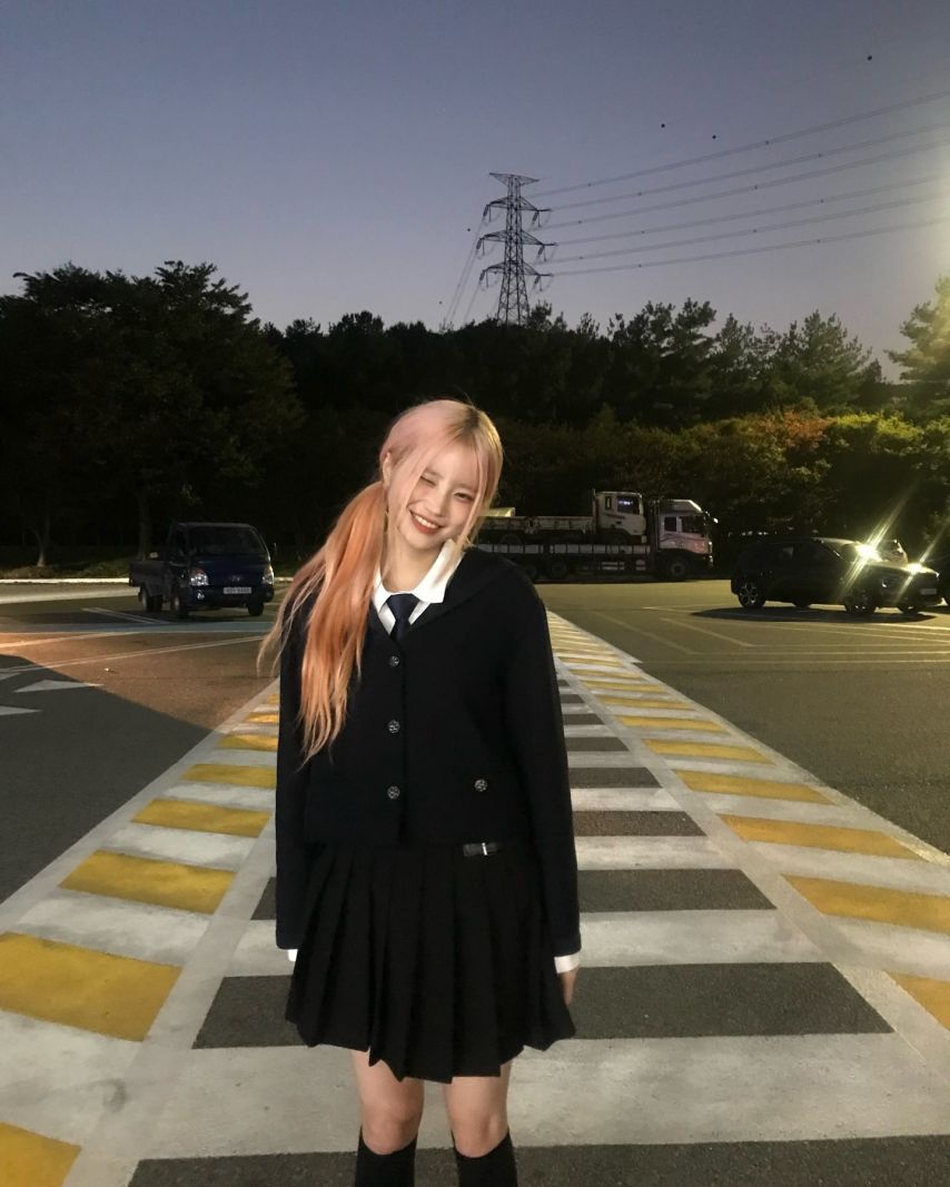 프로미스나인 송하영,박지원,백지헌