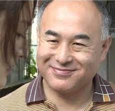 다이소 계단 내려가는 [그릴래영] 브라 비치는 시스루 상의