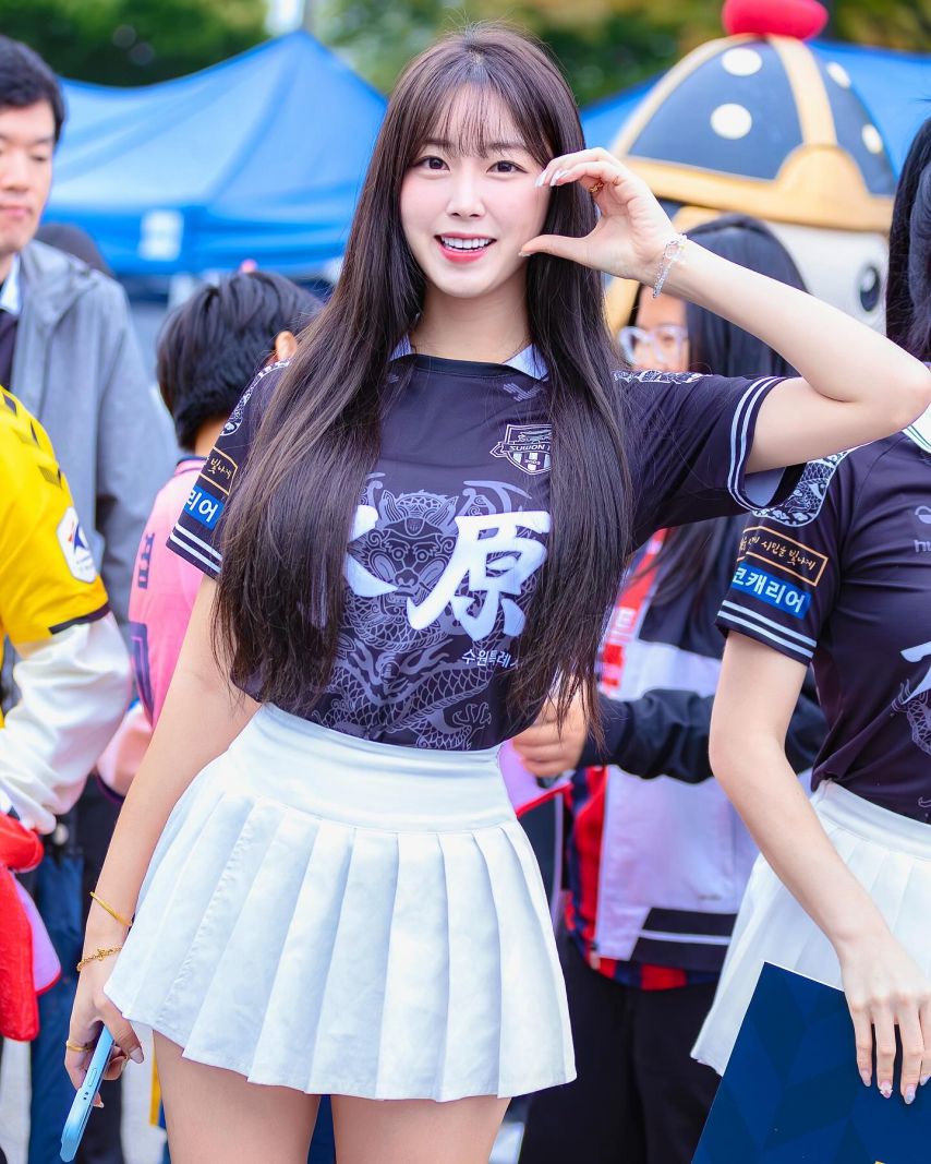 안지현
