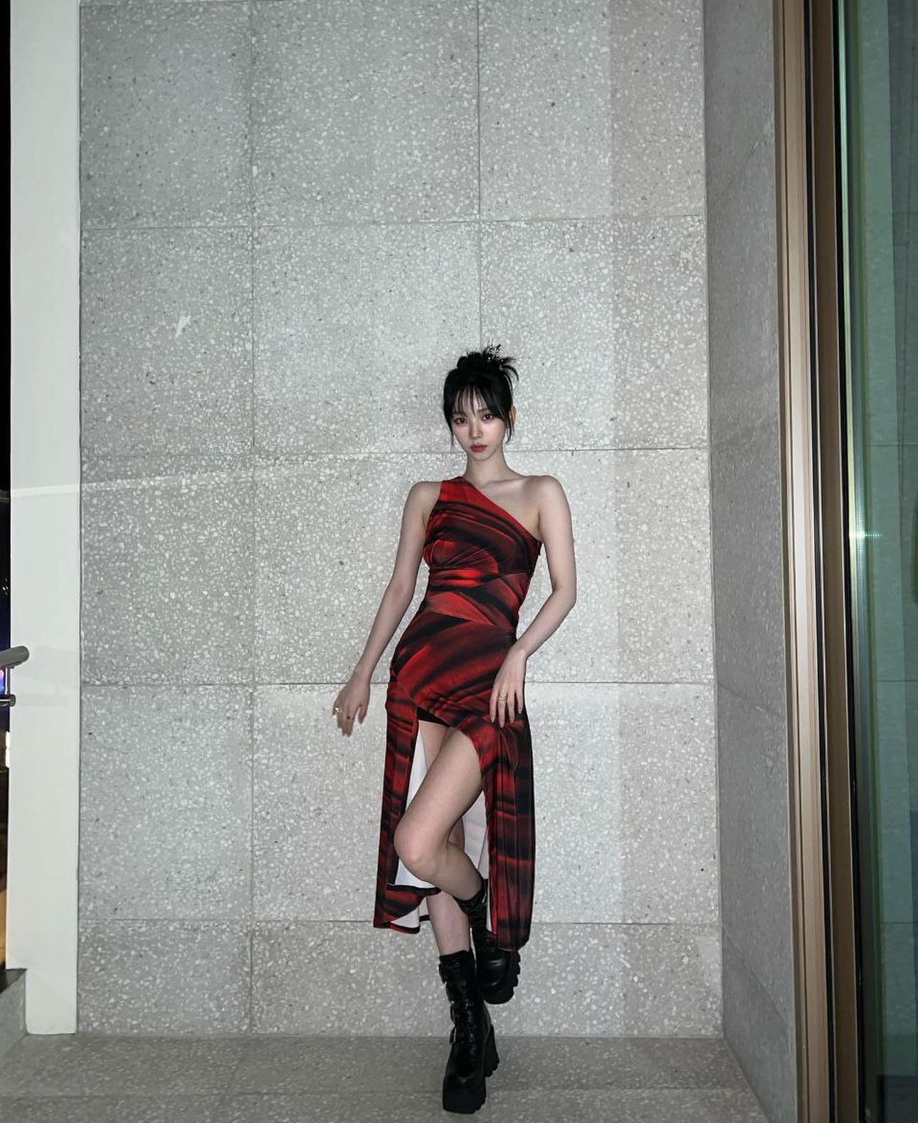 실물느낌 카리나
