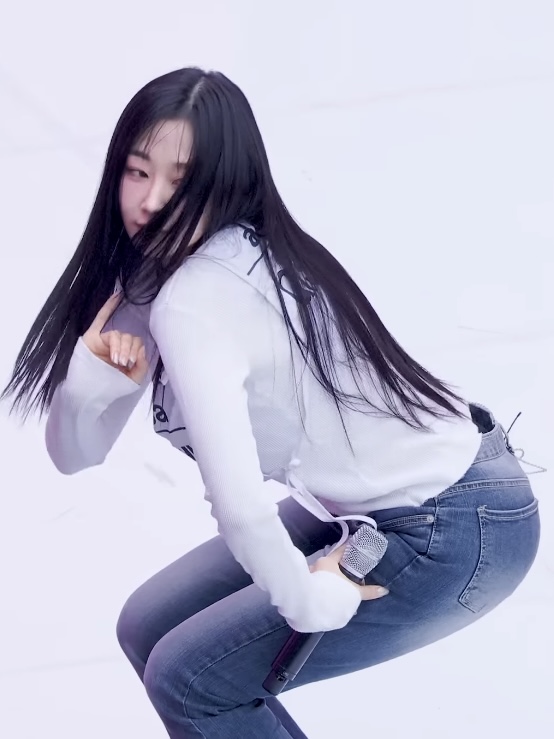 리허설 검정 레이스 에스파 윈터,지젤