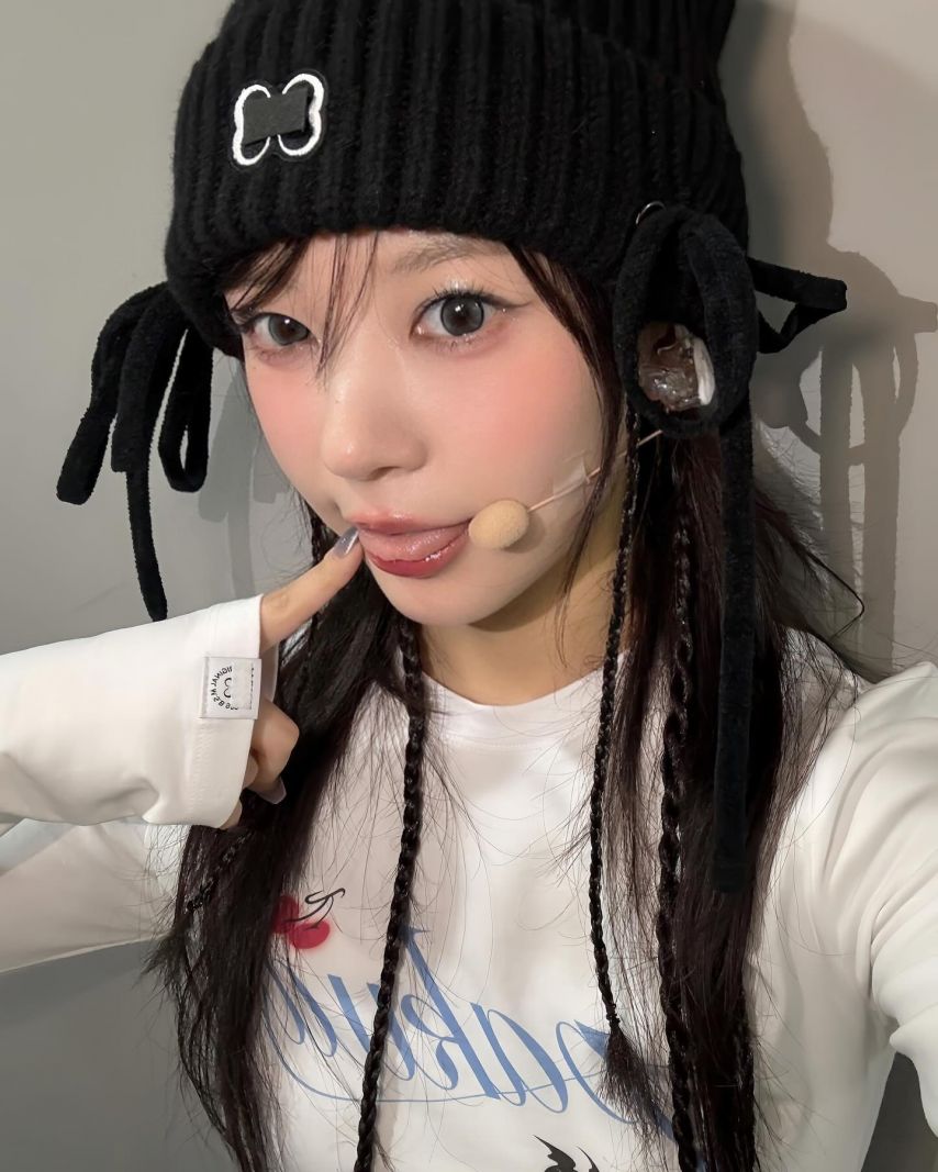 ILLIT(아일릿) 모카