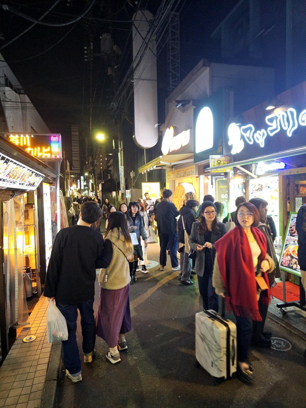 오늘자 도쿄 신오쿠보 코리안타운 근황 ㄷㄷㄷ