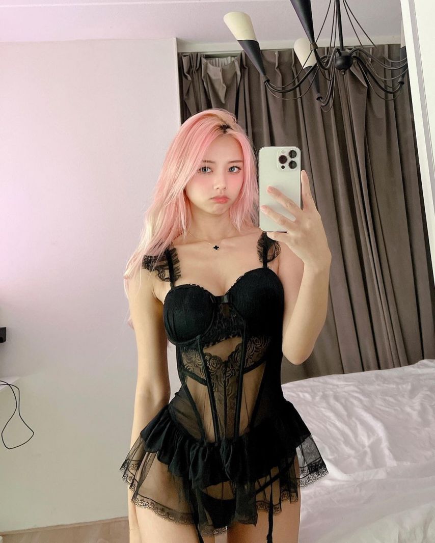 이벤트용 시스루 Vyvan Le
