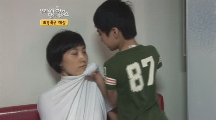 "아들~ 엄마가 주식 사왔어~"