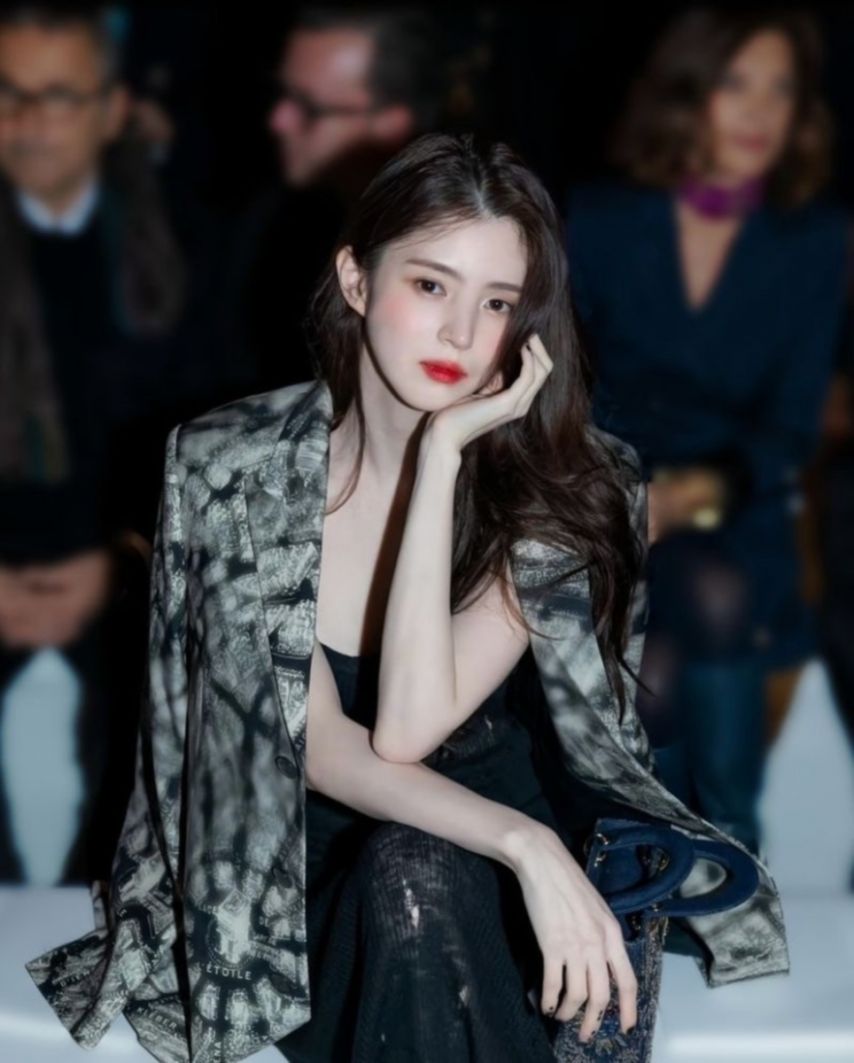 제니, 이다해, 한소희, 전종서.jpg