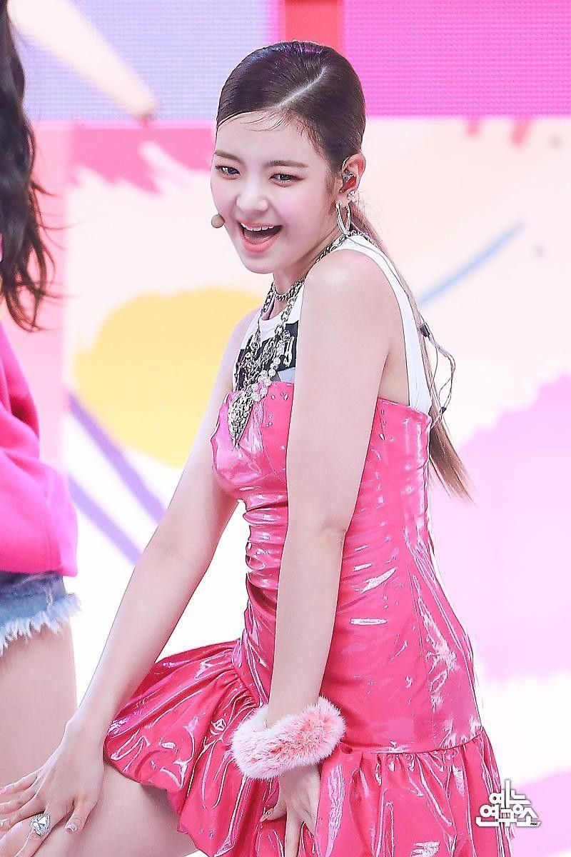 ITZY 리아