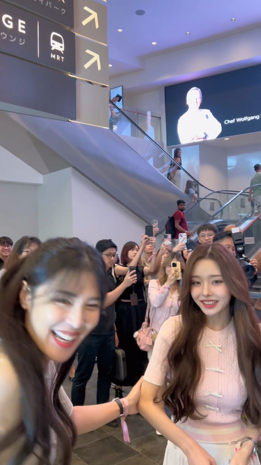 싱가포르 에서 인기 많은 송지아.jpg