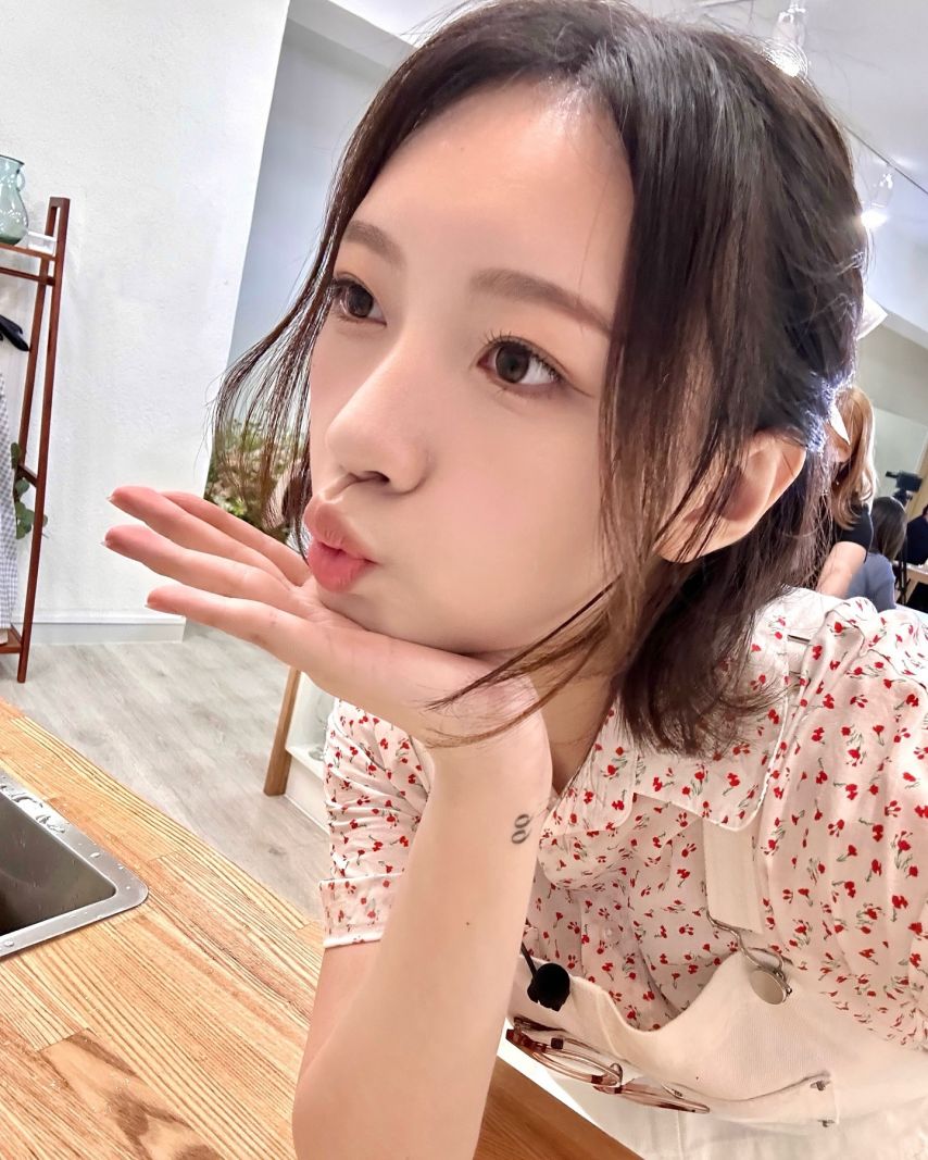 연희 수윤 소희 다현 윤경 로켓펀치
