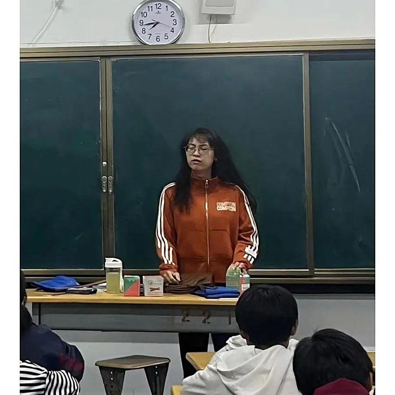 초등학교 초임교사의 담임 1년 변화