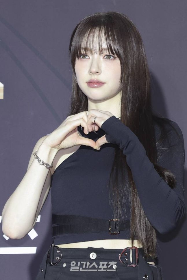 피프티피프티 문샤넬