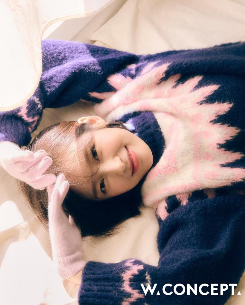 오마이걸 아린 W컨셉