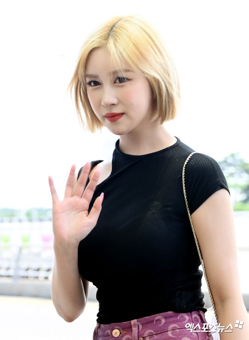 예의 바른 우주소녀 다영