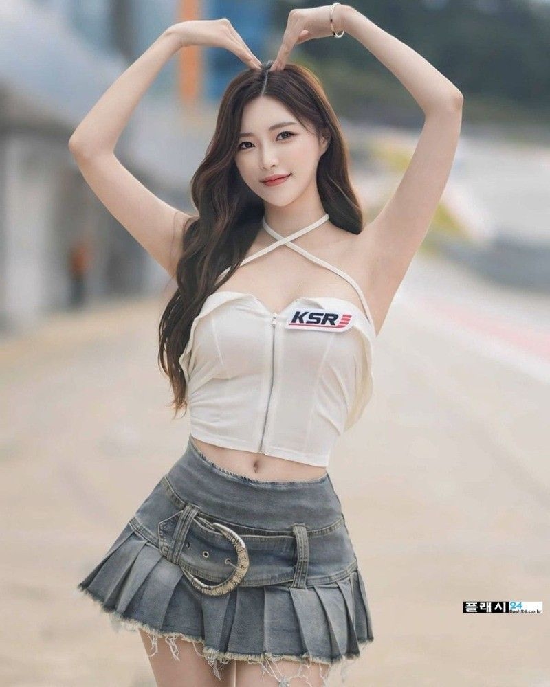 데이트 하고 싶어지는 레이싱모델 이지현