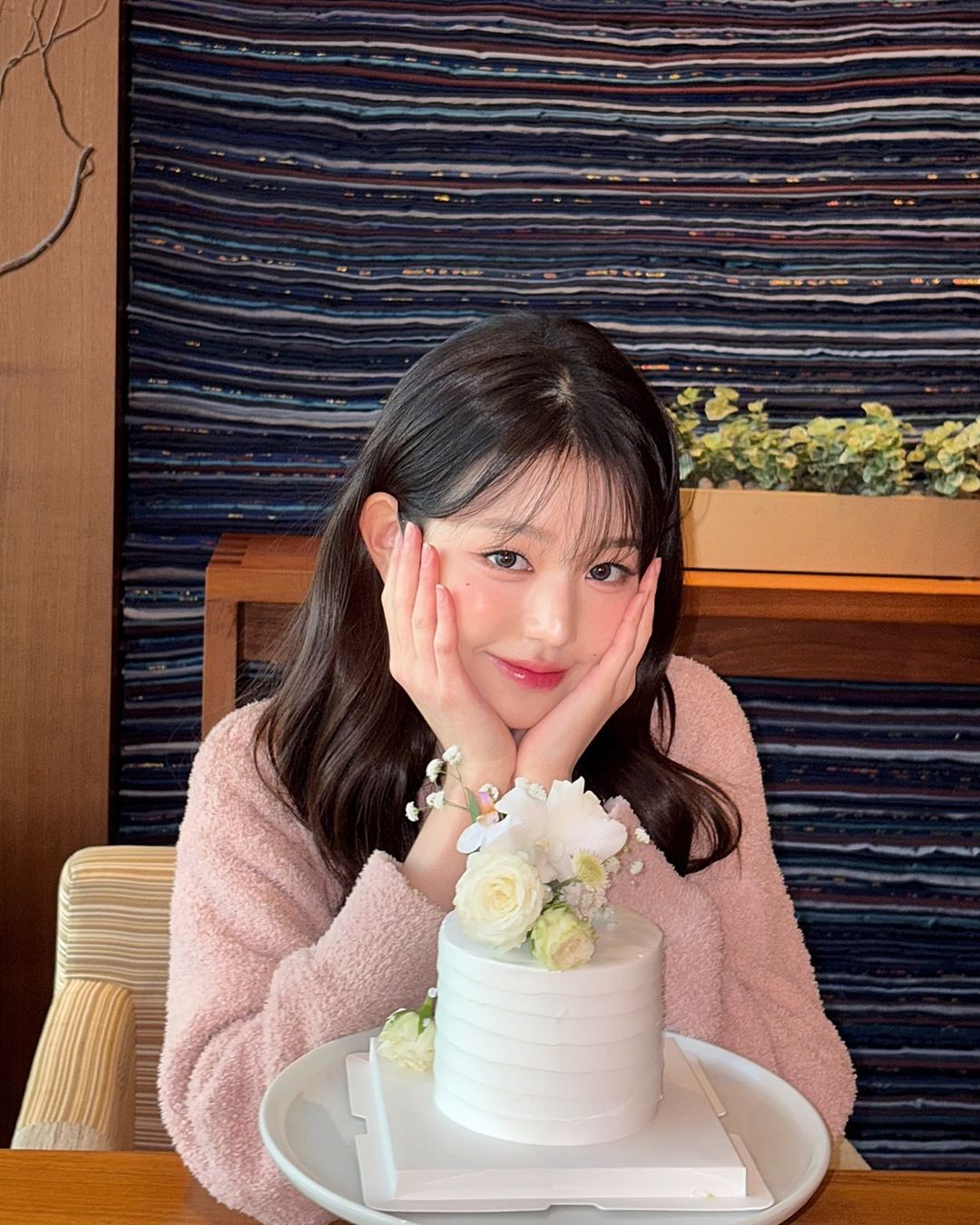 오늘 장원영 인스타에 올라온 사진