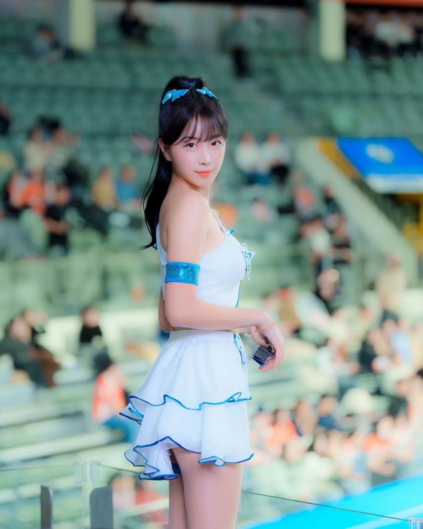 안지현