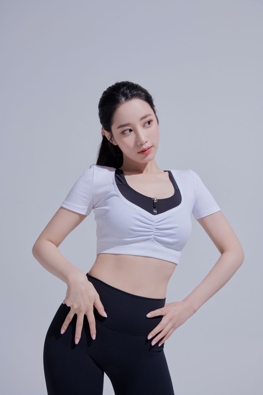 베리굿 조현 레깅스 화보