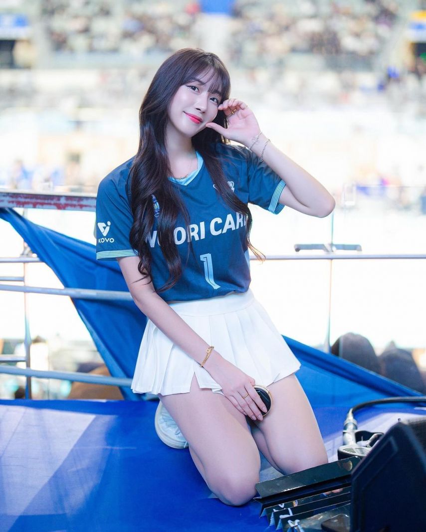 안지현
