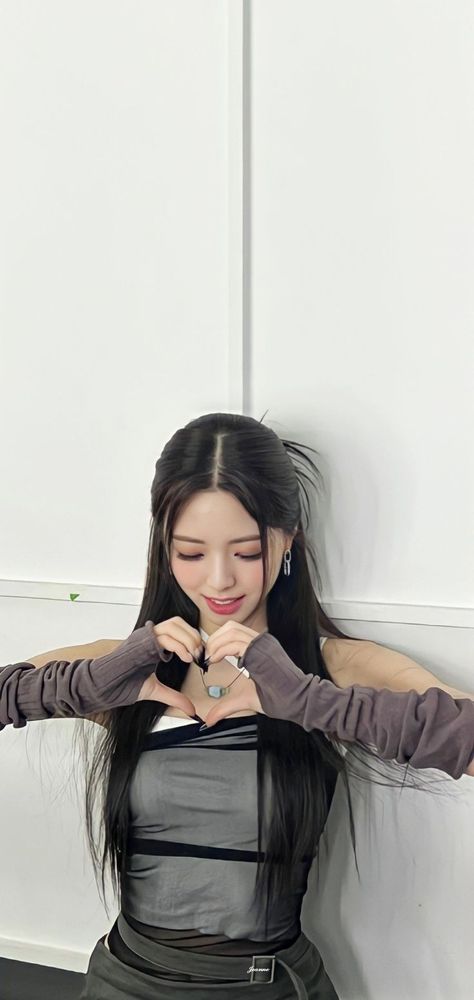 유나(ITZY) 사진모음