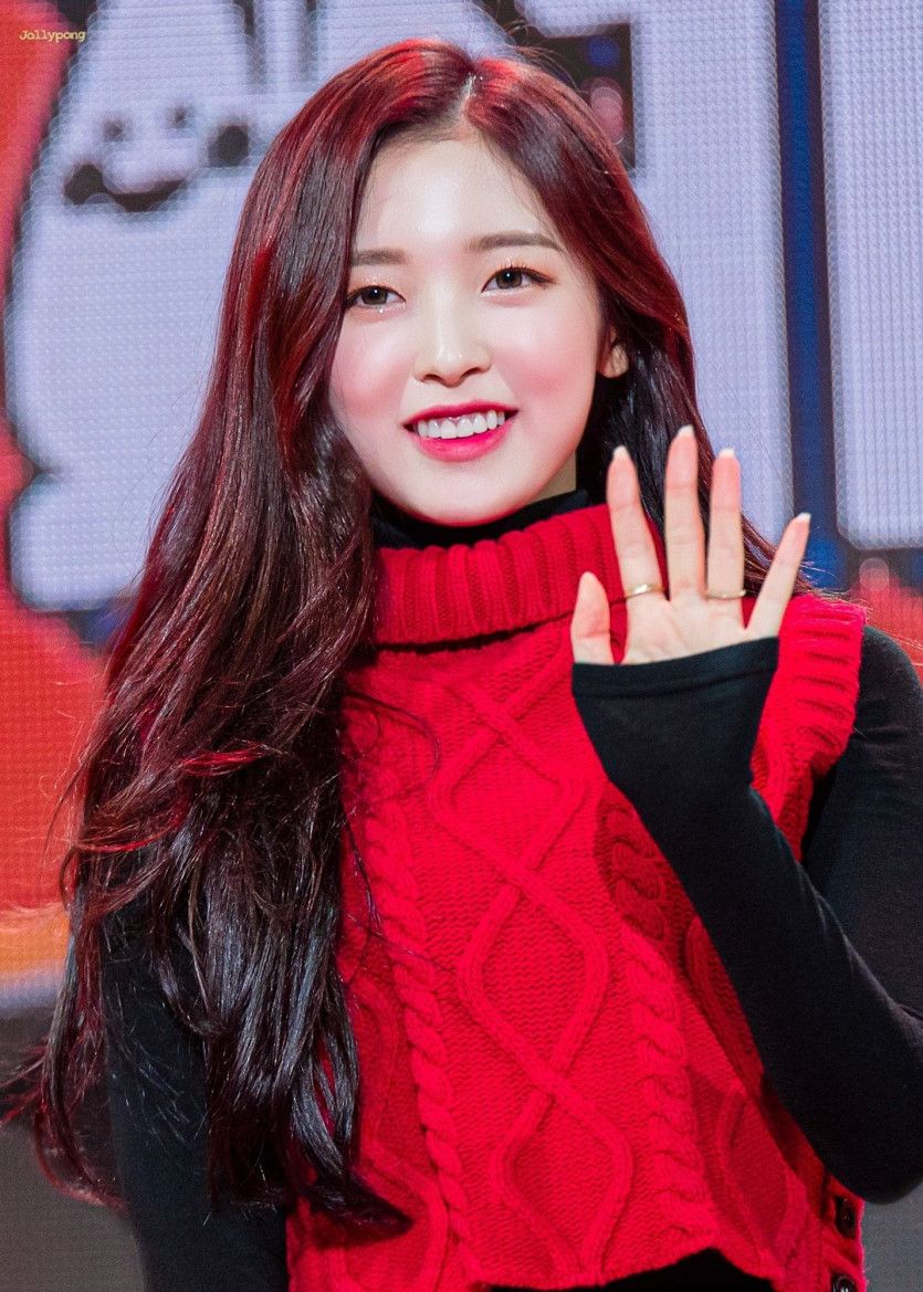 Oh My Girl 아린.jpg