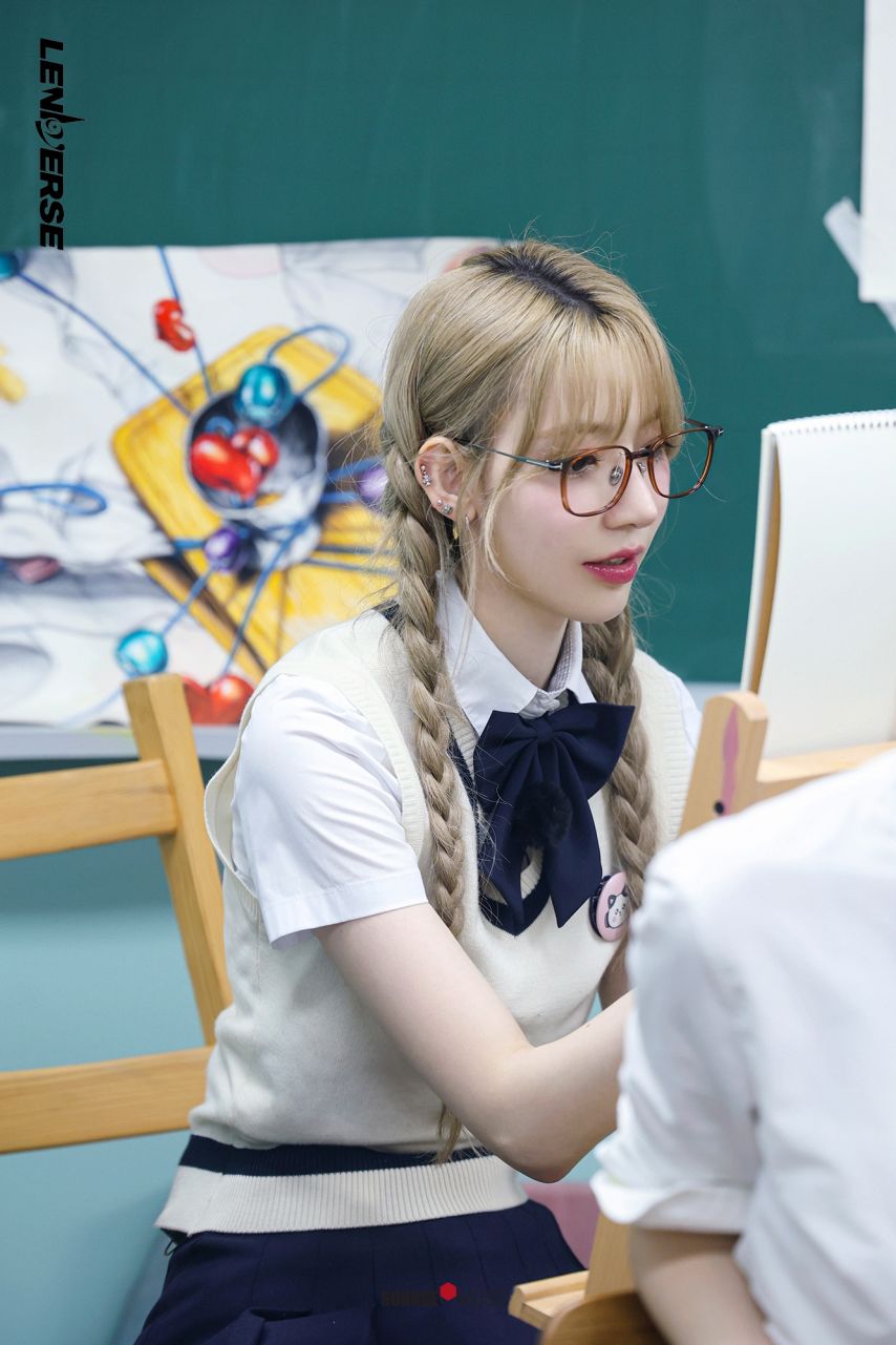 르세라핌 ‘핌하이스쿨’ Photo Sketch