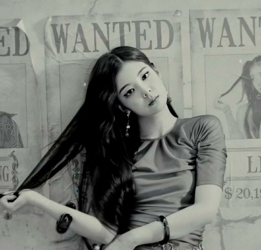 ITZY 리아.jpg