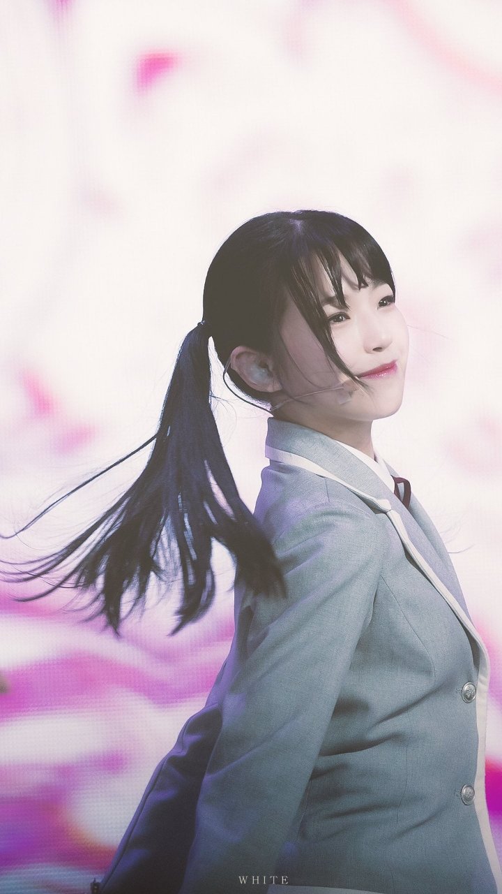 프로미스나인 지헌