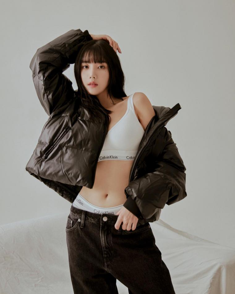 권은비 캘빈클라인