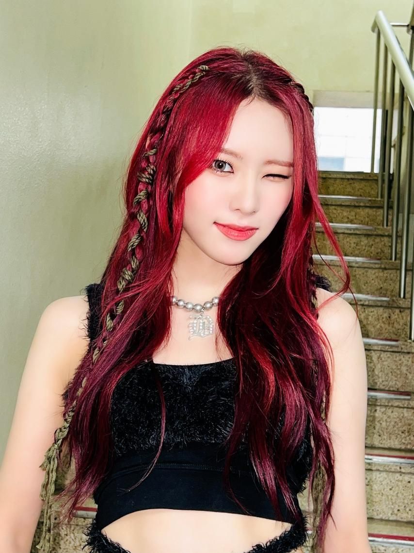 위클리 먼데이