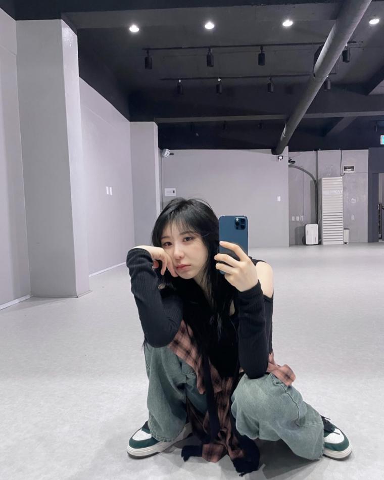 이채연