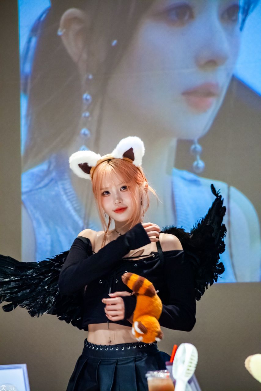 프로미스나인 송하영
