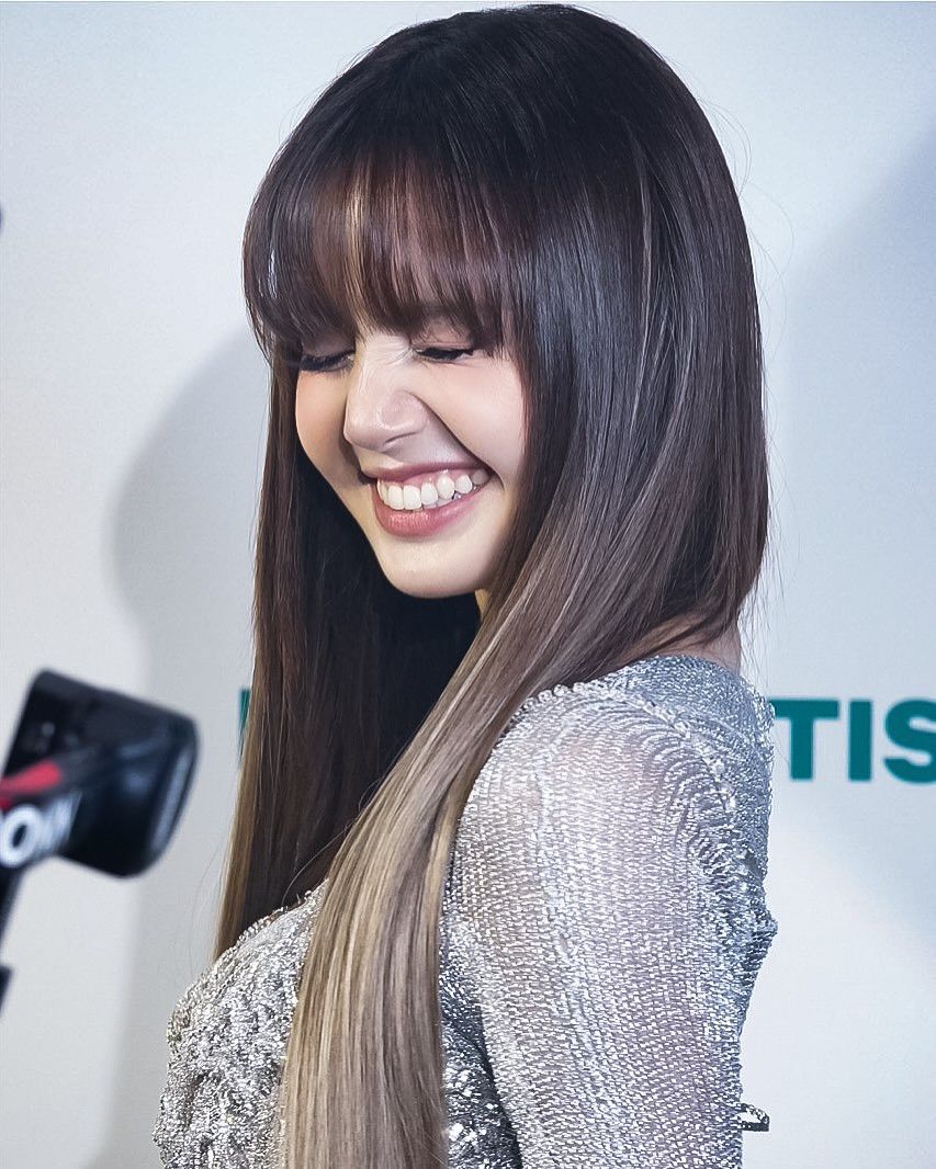 블랙핑크 리사.jpg