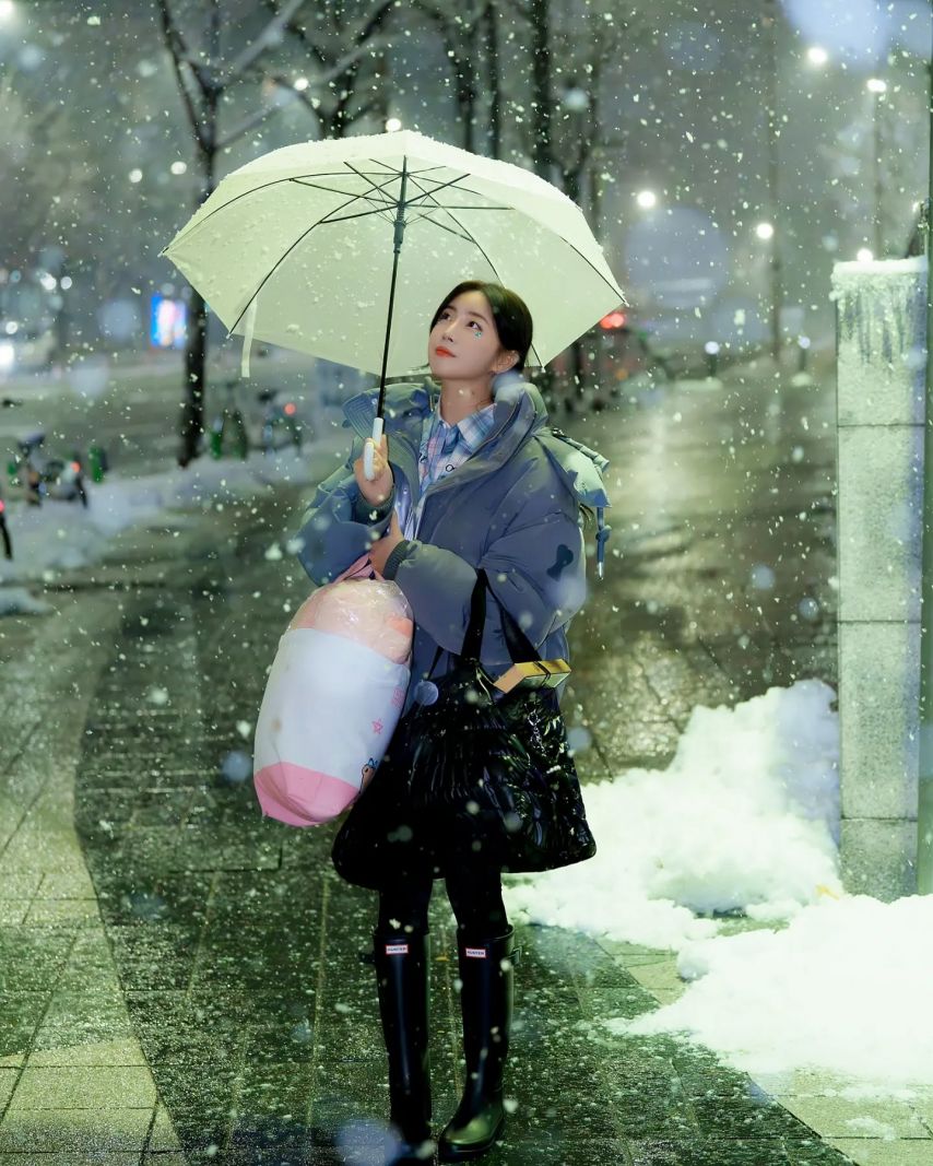 안지현