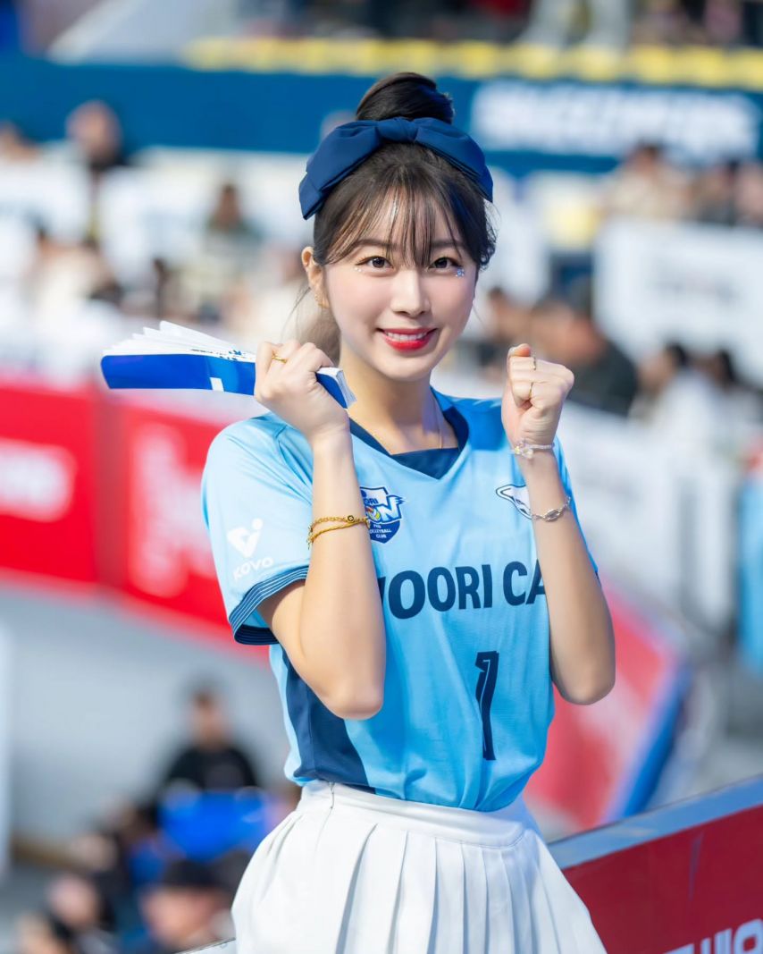 안지현